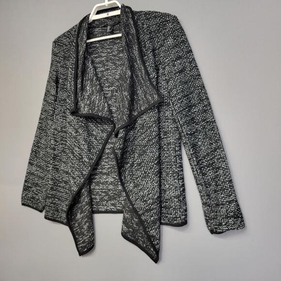Forever 21 Waterfall Cardigan Womens Large Black White Open Front Knit Sweater - Picture 2 of 12